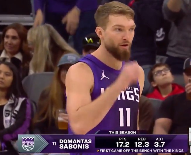 九游娱乐网页版赔率高-欢迎回来！小萨复出&amp;国王生涯首次替补登场 全场观众欢呼鼓掌！