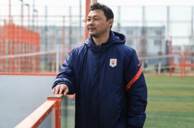 九游app-前国脚汪强告别鲁能09梯队：我将选择回归家庭