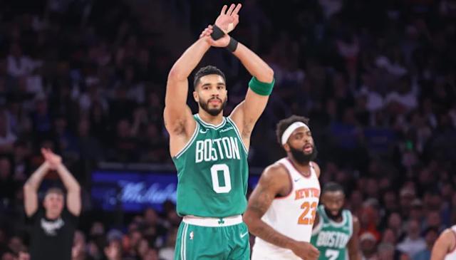 从频频打铁到三分回暖！卫冕冠军在麦迪逊花园苏醒