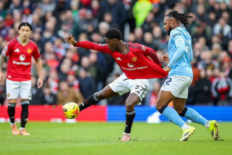 九游娱乐-邮报：梅努续约谈判拖延很长时间，他在曼联的长期未来依然存疑