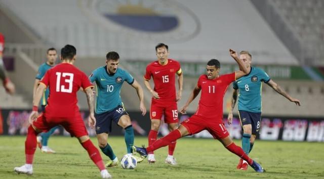 九游体育app官方下载-​马德兴：交了四场学费找到理想阵容 国足走上正轨